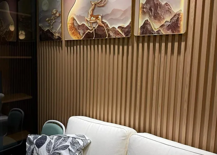 Lyn's Haven 1br アパート